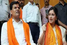 महाराष्ट्र में हनुमान चालिसा विवाद मामला,नवनीत राणा ने दिल्ली के पुलिस कमिश्नर के पास दर्ज कराई शिकायत