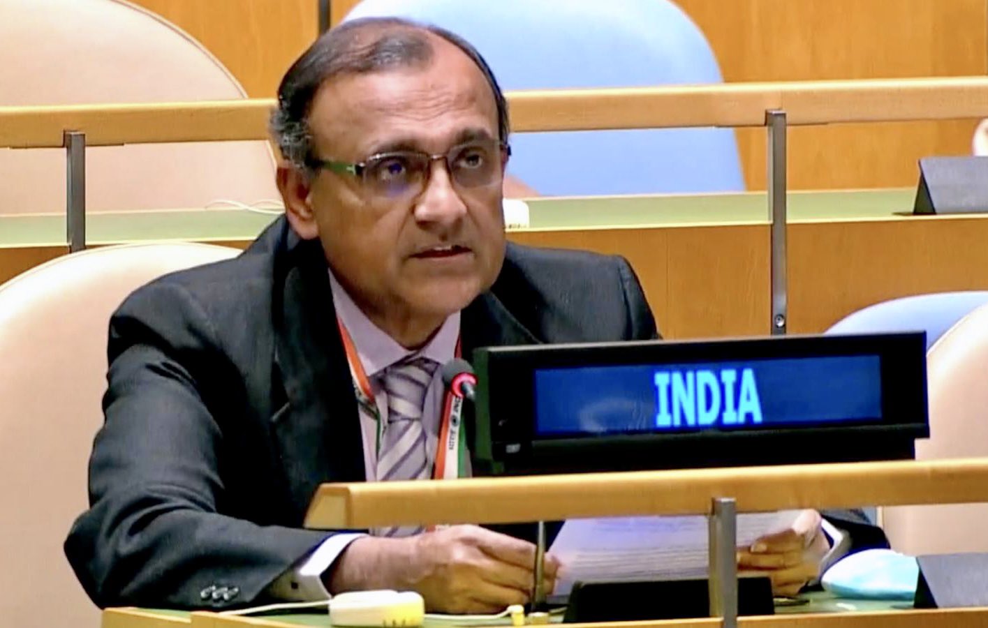 भारत ने पश्चिमी देशों से आह्वान किया कि अनाज का मुद्दा कोविड-19 रोधी टीकों की तरह नहीं होना चाहिए