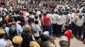 देवा गुर्जर हत्याकांड: CBI जांच की मांग को लेकर गुर्जर समाज का प्रदर्शन, परिजन बोले- विधायक राजेंद्र बिधूड़ी के इशारे पर हुई हत्या