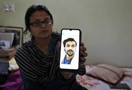 दिल्ली में 34 IAS अधिकारियों सहित 40 अफसरों के हुए तबादले