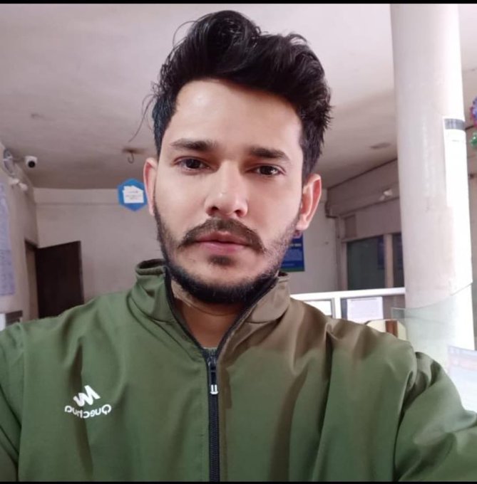 कश्मीर में एक और टारगेट किलिंग,राजस्थानी बैंक मैनेजर की बैंक में घुसकर हत्या