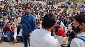 उपेन यादव का गहलोत पर हमला, कहा- पुराने केस खोलकर फिर शुरू कर दी तानाशाही, जानें पूरा मामला