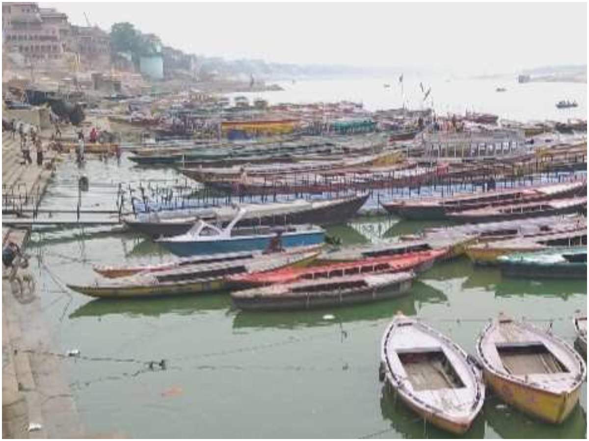 देश के कई राज्यों में बारिश और बाढ़ का कहर,वाराणसी में गंगा नदी उफान पर