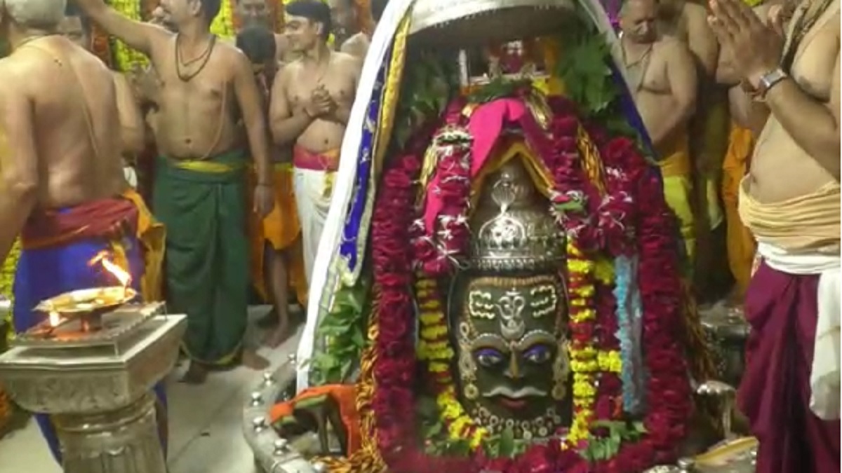 सावन माह का आज तीसरा सोमवार,महाकाल के जयघोष से गूंज उठी अवंतिका नगरी