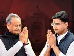 सीएम पद पर फूट, गहलोत-पायलट में टकराव.. अब हाईकमान के पास बचे ये  विकल्प