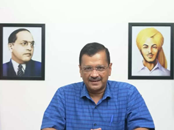 मुख्यमंत्री अरविंद केजरीवाल ने प्रधानमंत्री नरेंद्र मोदी को लिखी चिट्ठी में भारतीय नोटों पर लक्ष्मी-गणेश की फोटो लगाने की मांग की
