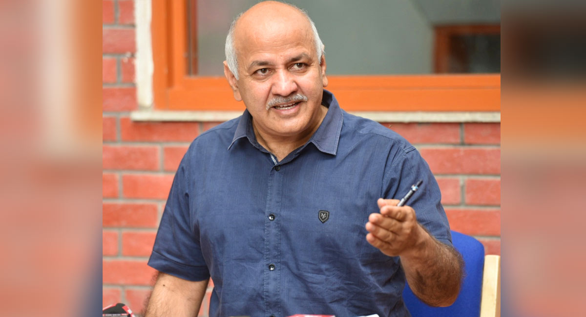 दिल्ली में योगा क्लास बंद किए जाने का मामला, कल LG से मिलेंगे मनीष सिसोदिया