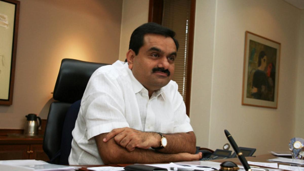 Adani Super App को जल्द लॉन्च किया जा सकता है. इस एप से यूजर्स को एक जगह कई सर्विस मिलेगी