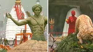 कर्तव्य पथ पर बाबाधाम, अमरनाथ गुफा, बंगाल का दुर्गा पूजा, हिंदुत्व के रंग में रंगी गणतंत्र दिवस की झांकी