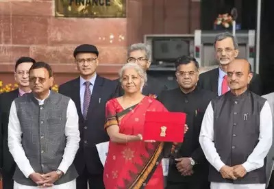 वित्त मंत्री निर्मला सीतारामन ने आम बजट 2023-24 को पेश करेंगी