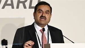 हिंडनबर्ग की रिपोर्ट को लेकर संसद में हंगामा , RBI ने बैंकों से मांगी अडाणी ग्रुप की फिनांसियल जांच रिपोर्ट