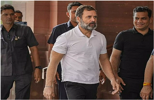 राहुल गांधी को जमानत मिली, अब सजा पर होगी सुनवाई ,राहुल की सांसदी दोबारा बहाल करा सकती हैं