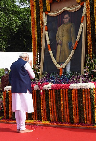 डॉ. भीमराव आंबेडकर की 132 वीं जयंती आज : आंबेडकर जयंती पर संसद में कार्यक्रम का आयोजन, राष्ट्रपति, पीएम ने दी श्रद्धांजलि