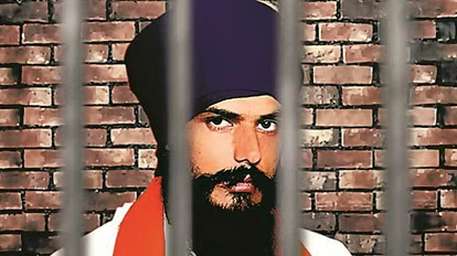 ‘वारिस पंजाब दे’ के प्रमुख अमृतपाल सिंह गिरफ्तार : NSA के तहत केस लगने से 1 साल रहना पड़ेगा जेल में |