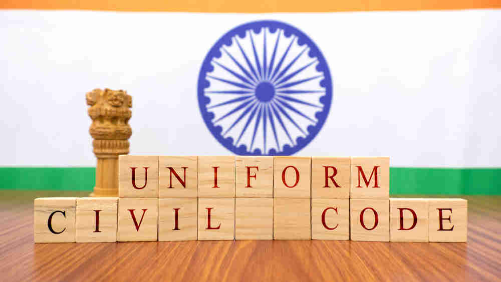 लोकसभा चुनाव के पहले देश में समान नागरिक संहिता (UCC) को लेकर बहस तेज