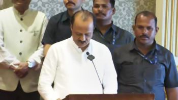 अजित पवार 5वीं बार महाराष्ट्र के डिप्टी बने CM, NCP के 8 विधायक भी मंत्री बने