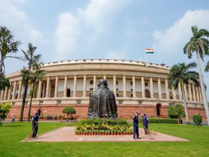 संसद में हंगामा जारी, विपक्षी सांसदों का मणिपुर हिंसा को लेकर विरोध