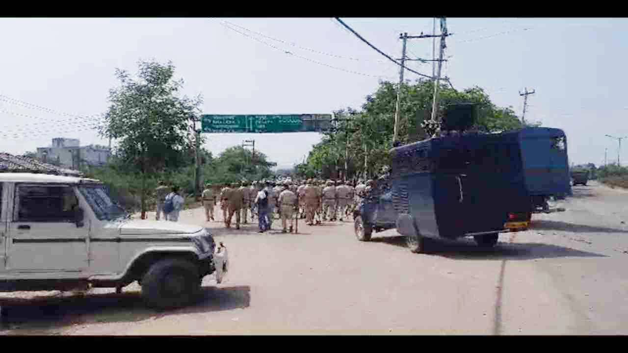 हरियाणा में बृजमंडल यात्रा के दौरान पथराव, गाड़ियों में लगाई आग,कई व्यक्ति घायल