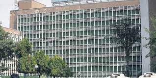 दिल्ली AIIMS में भीषण आग, दमकल की 8 गाड़ियां मौके पर पहुंची, मरीजों को सुरक्षित बाहर निकाला