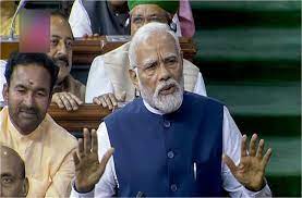 लोकसभा में अविश्वास प्रस्ताव पर पीएम मोदी दे रहे जवाब, विपक्षी दलों के वॉकआउट पर बरसे पीएम मोद