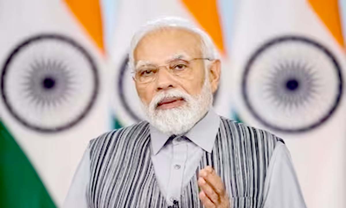 पीएम मोदी ने हर घर तिरंगा फहराने के साथ-साथ सोशल मीडिया के DP में तिरंगे की तस्वीर लगाने की अपील की है