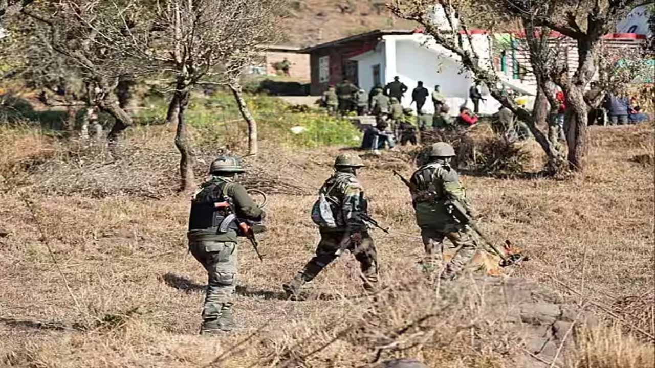 अनंतनाग में आतंकियों की ड्रोन से तलाश जारी, चौथे दिन भी हो रही है एनकाउंटर