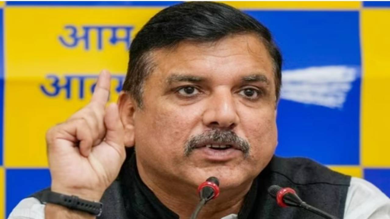 AAP सांसद संजय सिंह के घर ED का छापा, शराब घोटाले में दायर चार्जशीट में तीन जगह संजय सिंह का नाम