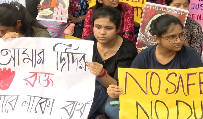 ट्रेनी डॉक्टर रेप-मर्डर केस-रेज़िडेंट डॉक्टर हड़ताल पर:CM ममता बोलीं- 18 अगस्त तक पुलिस केस सॉल्व करे नहीं तो जांच CBI को